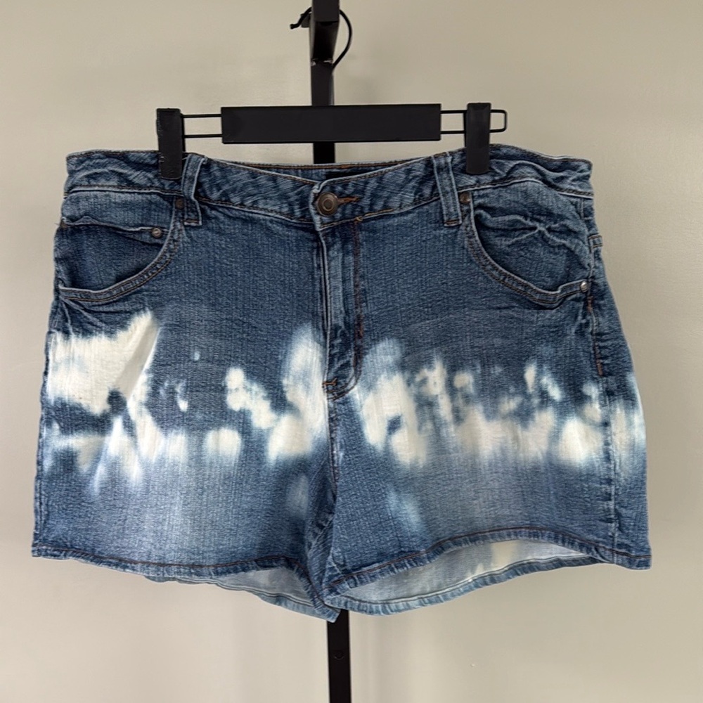 Lane Bryant Denim Tie-Dye Women's Shorts Size 20